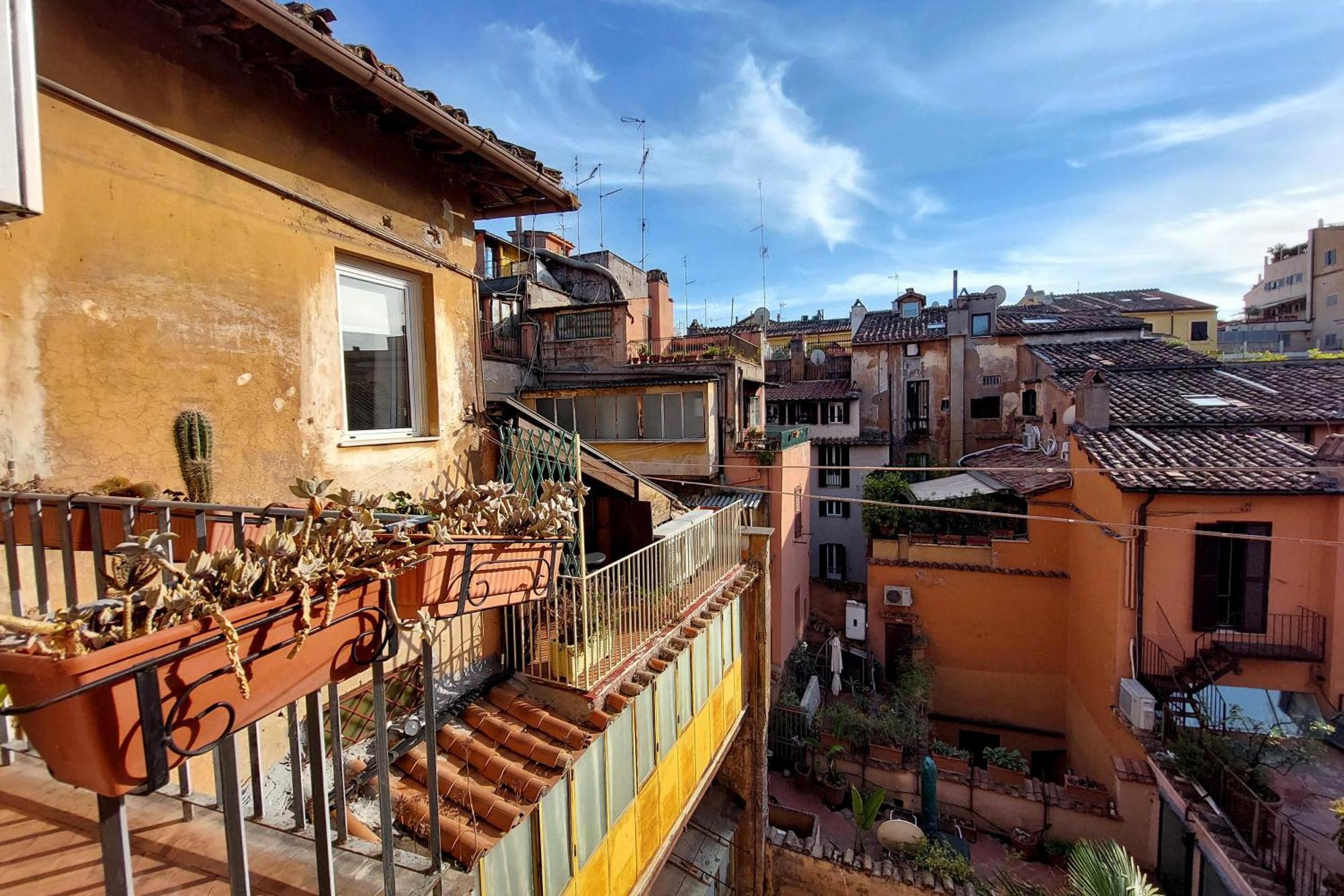 Charming Minerva - My Extra * Rome